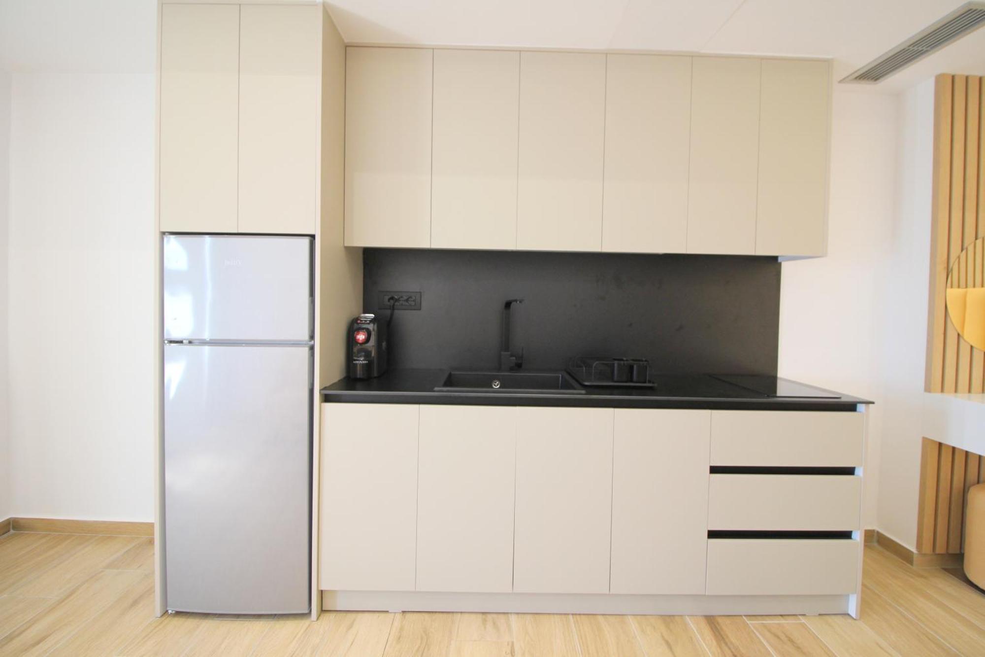 Alis Apartments Σαράντα Εξωτερικό φωτογραφία